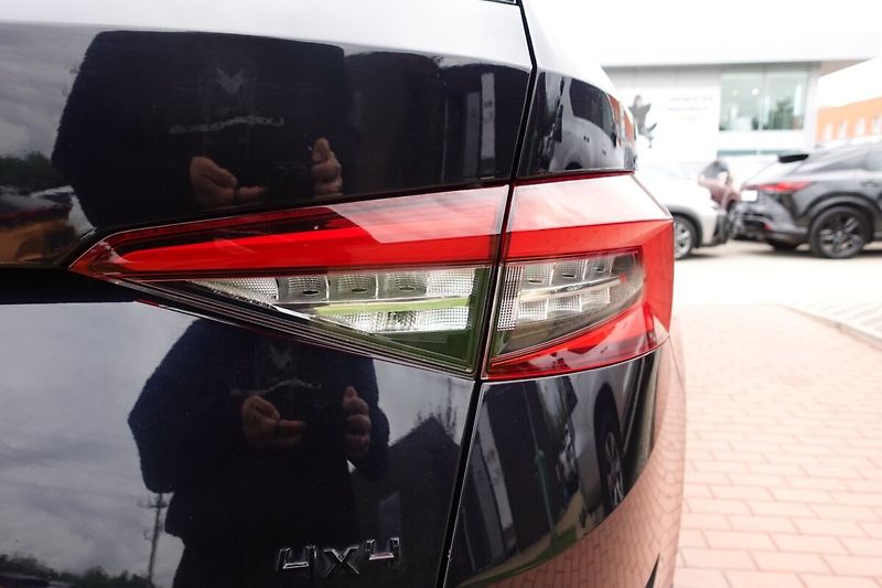 Škoda Kodiaq 2.0TDI 140kW Sportline 4x4 DSG - fotka 31 z 32