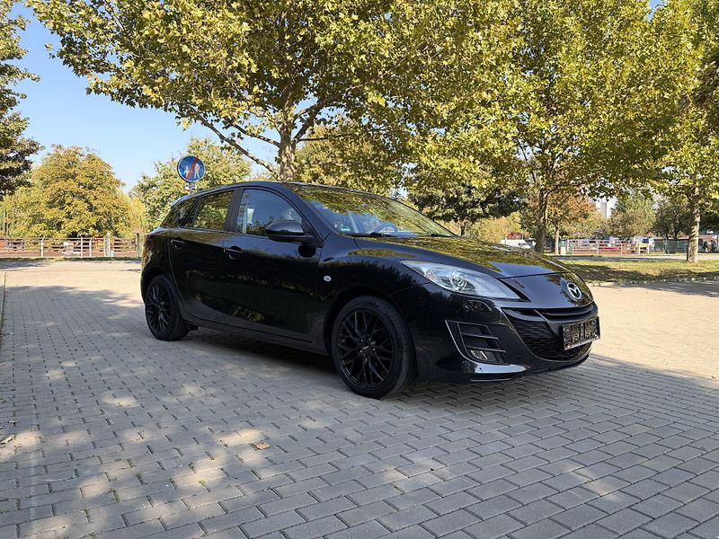 Mazda 3 1.6 Active Plus - fotka 11 z 28