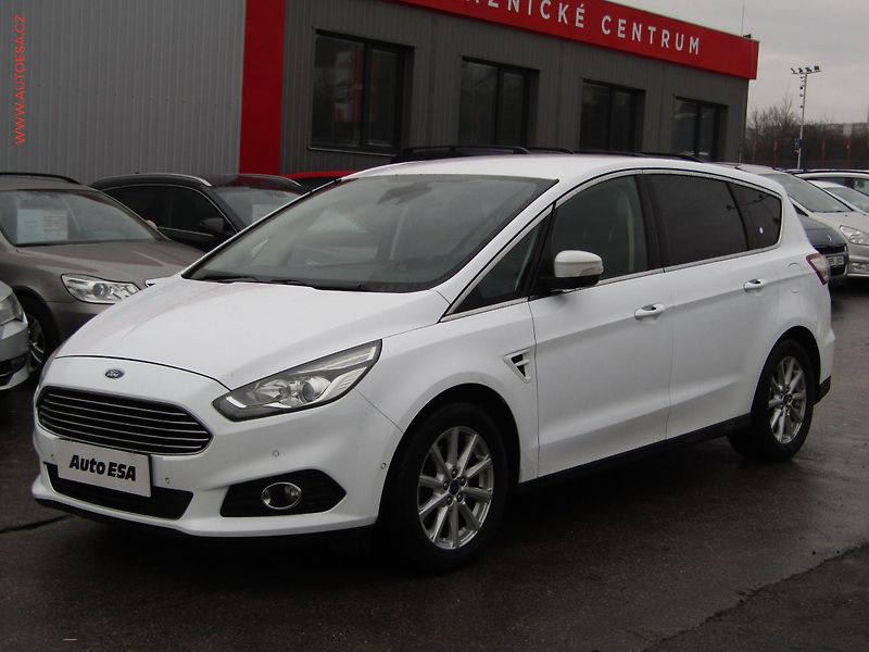 Ford S-MAX (2016) 2.0TDCi, AT, ACC, klima - fotka 3 z 19