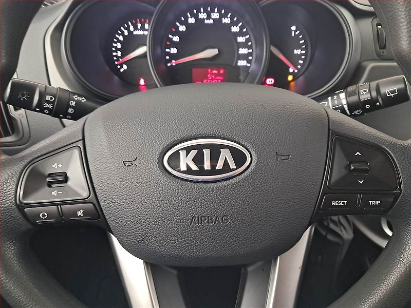 Kia Rio (2012) 1.25 CVVT, Serv.kniha - fotka 16 z 16