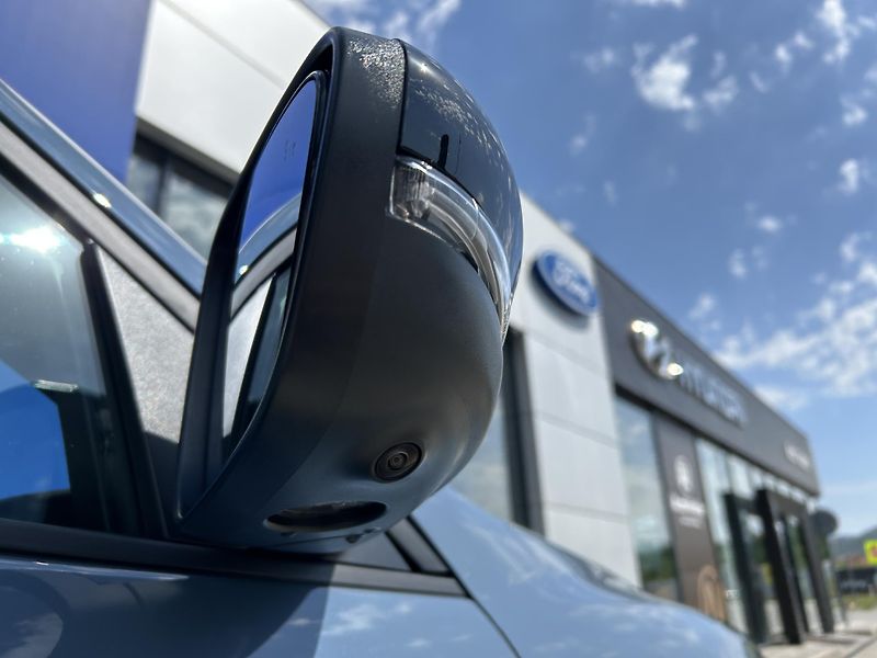 Ford Kuga BLUECRUISE EDITION 178kW - fotka 5 z 38