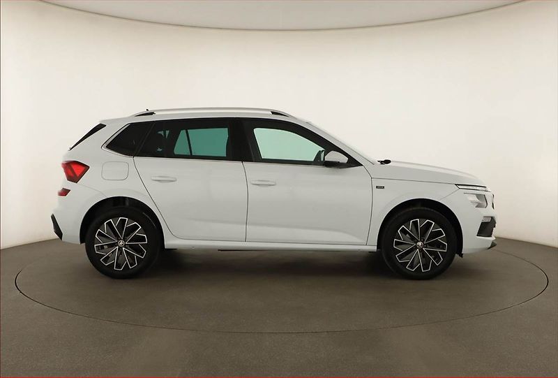 Škoda Kamiq (2025) 1.0 TSI, DRIVE, DPH - fotka 6 z 13