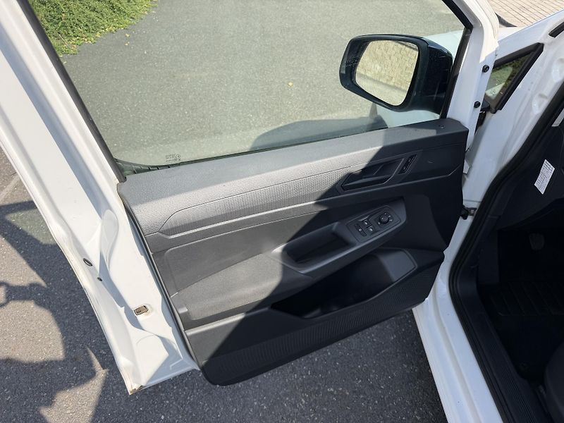 Volkswagen Caddy 2,0TDi 75kW  - fotka 14 z 19