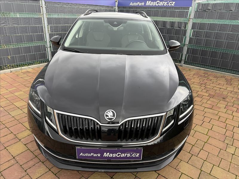 Škoda Octavia III 1.6 TDI Style DSG/Panorama - fotka 2 z 23