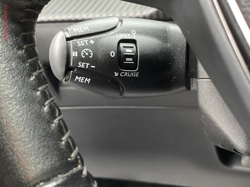 Peugeot 208 (2021) 1.2 PT, AC, tempo, kamera - fotka 13 z 18