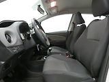 Toyota Yaris - náhled 11