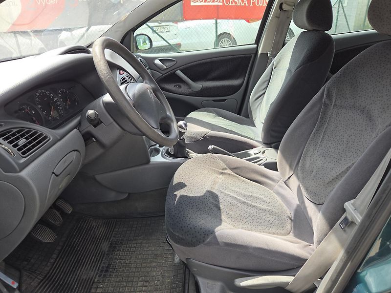 Citroën C5 2,0hdi kombi - fotka 9 z 10