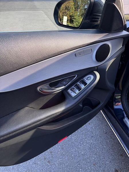 Mercedes-Benz Třídy C (2019) C180 facelift - fotka 6 z 8