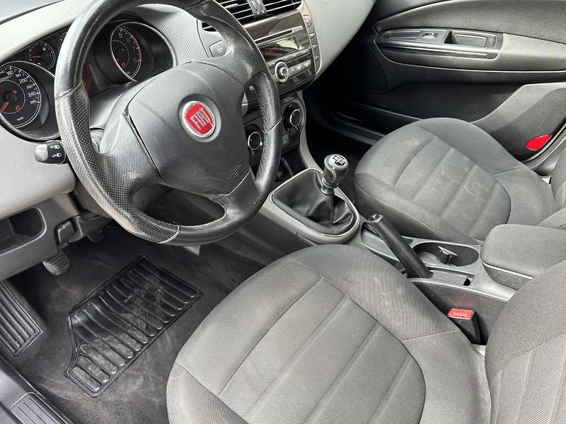 Fiat Bravo (2010) 1.4t jet 88kw CZ původ - fotka 14 z 17