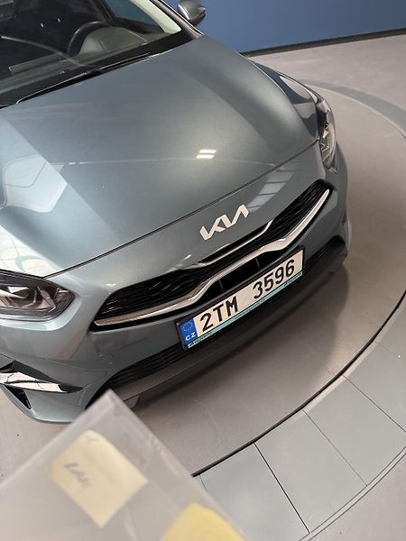Kia Ceed 1.5 T-GDI 118kW Top SW DCT - fotka 5 z 14
