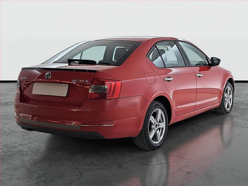Škoda Octavia (2014) 1.6 TDI, Tempomat - fotka 5 z 16