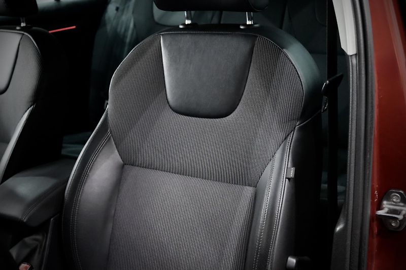 Škoda Octavia 3 FL Combi 1.4 TSI 110 kW DSG - fotka 13 z 32