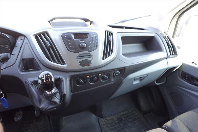 Ford Transit 2,0 TDCi  L4H3 KLIMA SERVISKA - fotka 29 z 32
