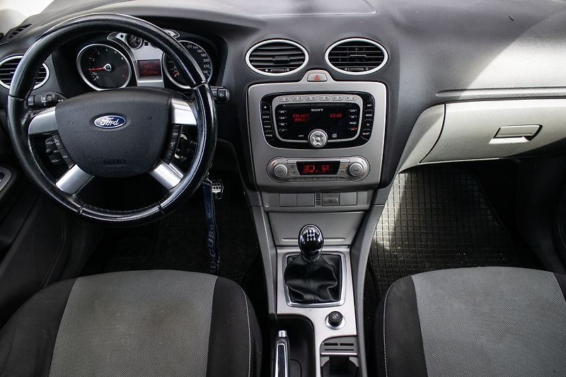 Ford Focus - fotka 10 z 19