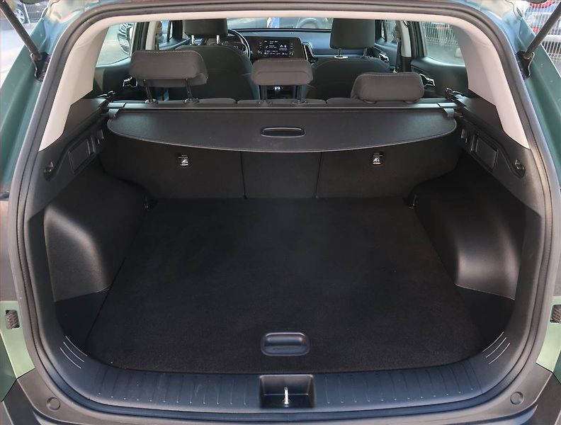 Kia Sportage (2022) 1.6 T-GDI - fotka 13 z 20