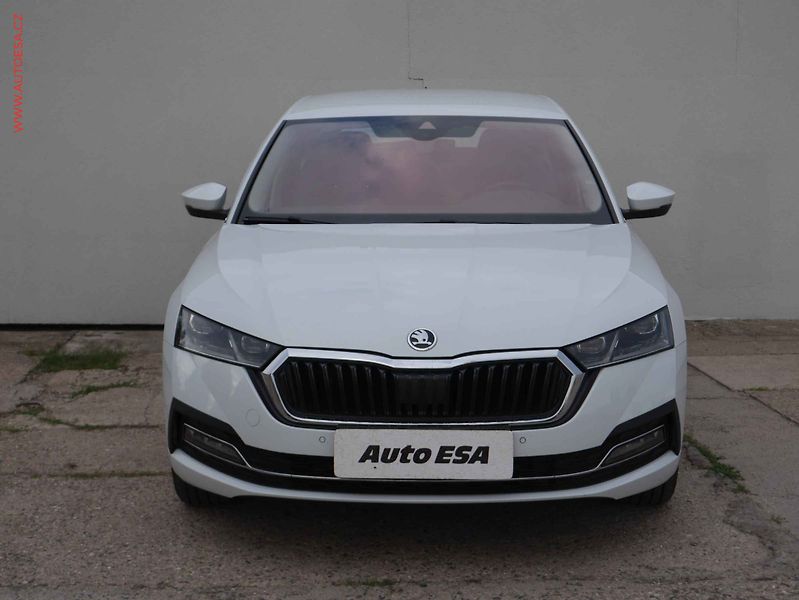 Škoda Octavia (2020) 2.0 TDi, ČR, Style Plus - fotka 2 z 20