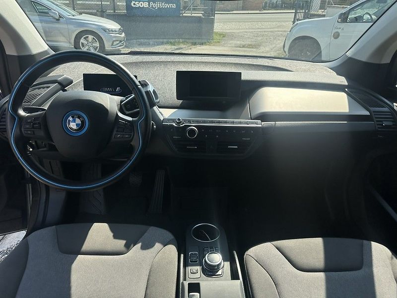 BMW i3 (2021) 120Ah 42,2 kWh - fotka 9 z 26