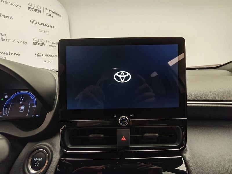 Toyota Yaris Cross 1.5 TNGA HEV 1 CVT Style 2x4 - fotka 28 z 36