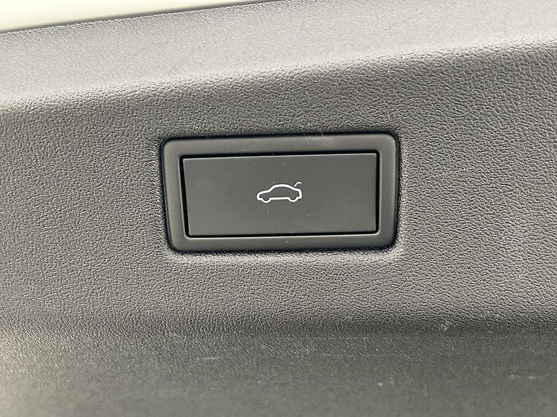 Volkswagen ID.7 Elektro Easy - fotka 31 z 31