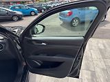 Alfa Romeo Stelvio (2018) 2.0 T 206 KW Q4 AT ZF8 SUPER - náhled 25