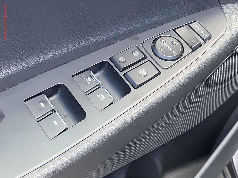 Hyundai Tucson (2019) 1.6 CRDi, Navi, kamera - fotka 11 z 20