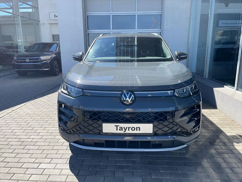 Volkswagen Tayron (2025) 1,5 TSI 150kW eHybrid  R-Line - fotka 2 z 18