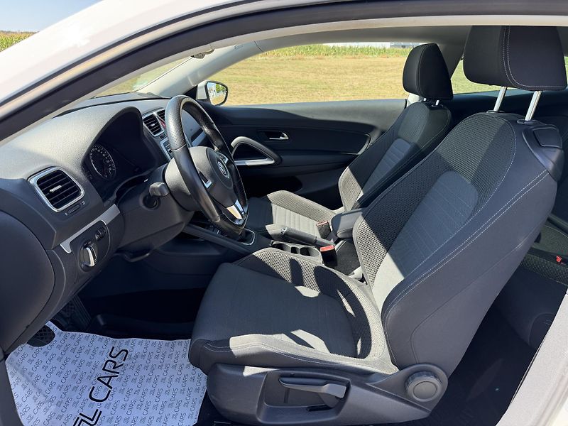 Volkswagen Scirocco 1.4 TSI 90KW PANORAMA ROZVODY - fotka 11 z 37