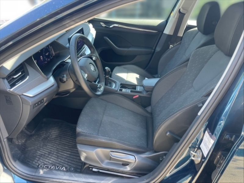 Škoda Octavia 1,5 TSI Style - fotka 7 z 11