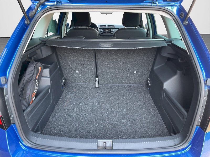 Škoda Fabia (2022) 1.0 TSI 70kW Tour Ambition Plu - fotka 26 z 29