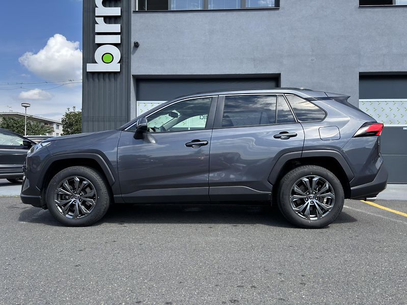 Toyota RAV4 (2023) Comfort 2.0 (129 kW) - fotka 5 z 16