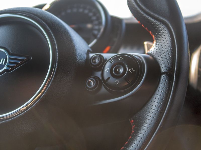 Mini Cooper S (2018) 12/18 2.0T 141KW mat - fotka 24 z 56