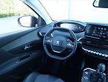 Peugeot 3008 (2022) Allure Pack 1.2 PureTech - náhled 7
