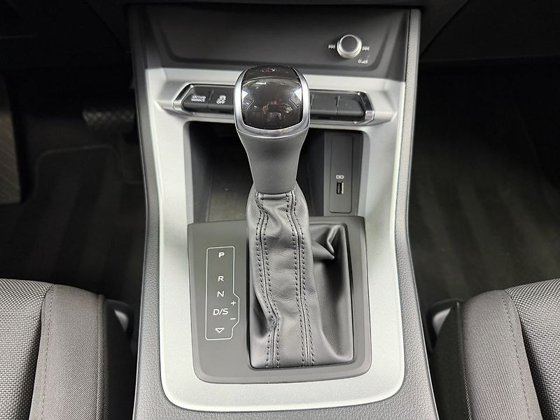 Audi Q3 35TDI QUATTRO SPORTBACK, VIRTU - fotka 17 z 20