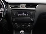 Škoda Octavia (2014) Elegance 1.6 TDI, Serv.kniha - náhled 9