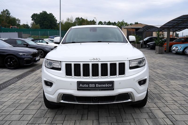 Jeep Grand Cherokee 3.0 CRD/Overland/Facelift/250 - fotka 1 z 46