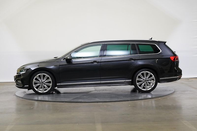 Volkswagen Passat - fotka 3 z 27