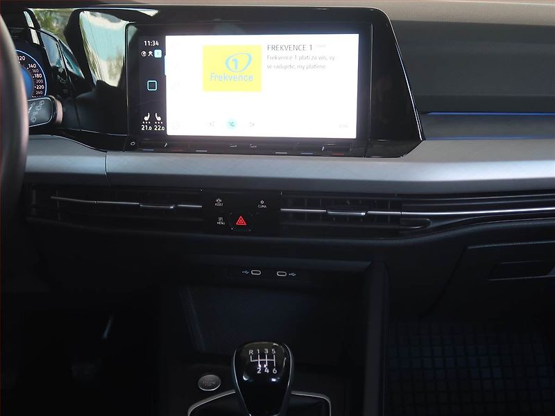 Volkswagen Golf (2022) 2.0 TDI, ČR,1.maj, Tempomat - fotka 12 z 17