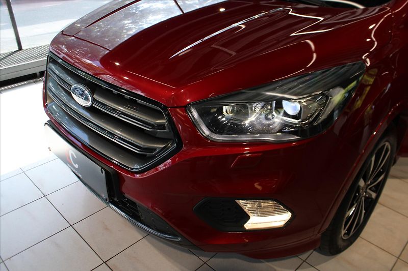 Ford Kuga TDCi AWD ST-Line - fotka 7 z 31