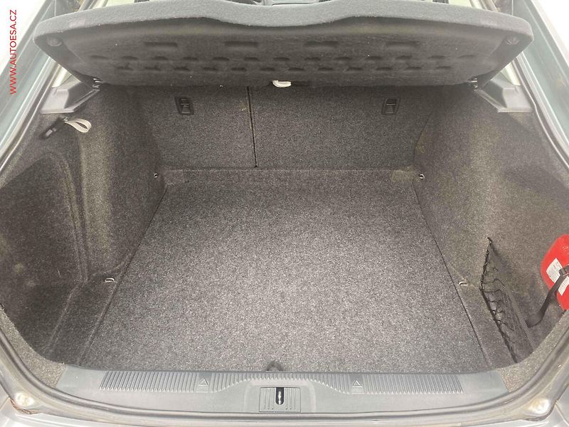 Škoda Octavia (2013) 1.4 TSi, Ambition - fotka 7 z 15