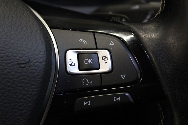 Volkswagen Caddy 1,4 TSI DSG Edition LED 1.maj. - fotka 18 z 34