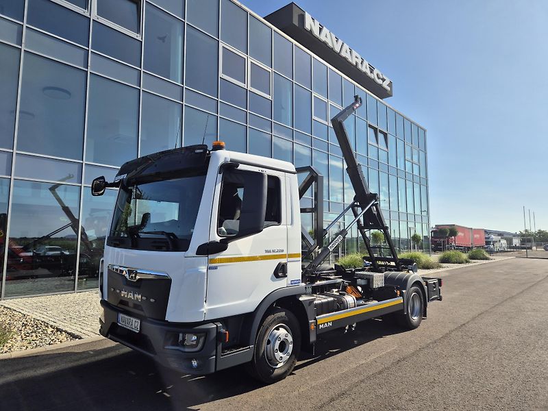 MAN TGL TRAKTOR NOSIČ KONTEJNERU - fotografie inzerátu