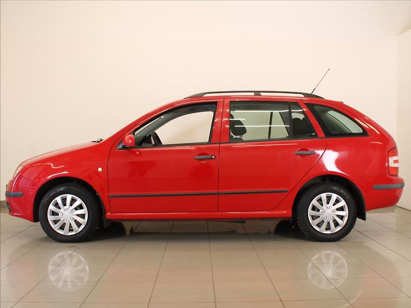 Škoda Fabia 1,2 HTP 47kW Kombi 2.maj.ČR - fotka 5 z 19