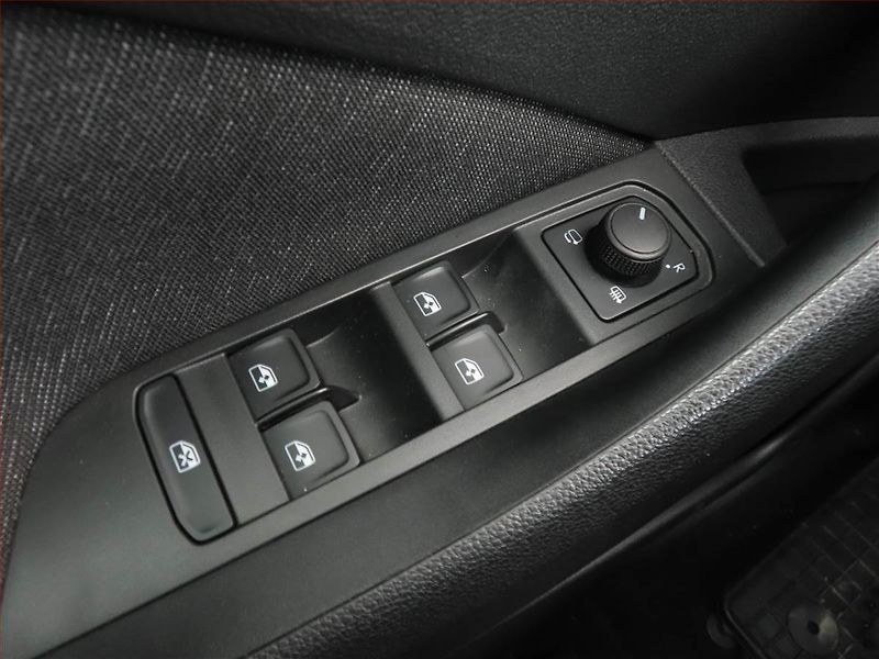 Škoda Scala (2023) 1.0 TSI, ČR,1.maj, Tempomat - fotka 15 z 16