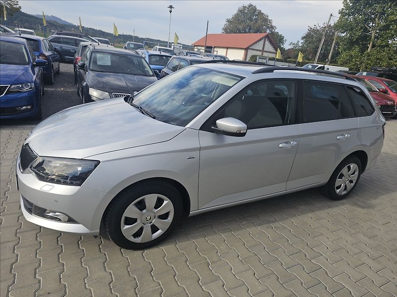 Škoda Fabia III 1,0 TSi 70KW Drive - fotka 10 z 44