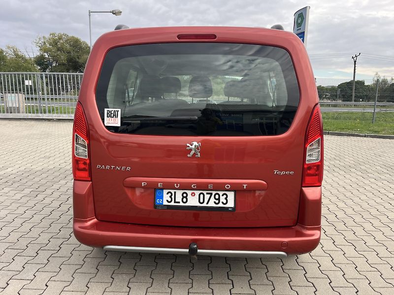 Peugeot Partner Tepee (2010) 1.6 HDI 66kW - fotka 6 z 13