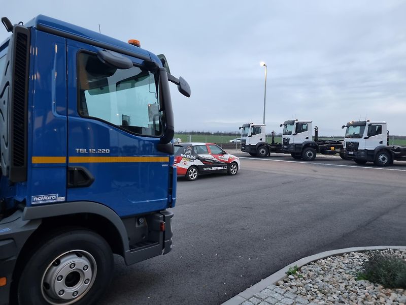 MAN TGL 12.220 KONTEJNEROVÝ NOSIČ  - fotka 9 z 14