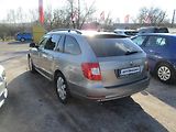 Škoda Superb (2010) combi II 1,9 TDi - náhled 2