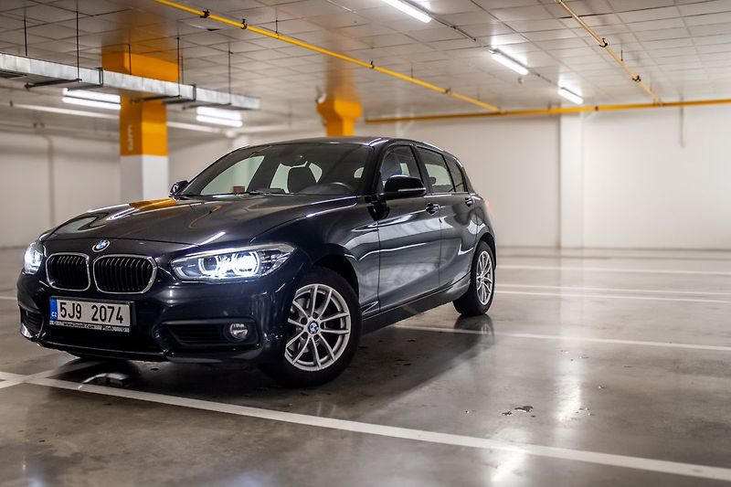 BMW Řada 1 d 2017 RWD MT/6 110kW - fotka 9 z 38