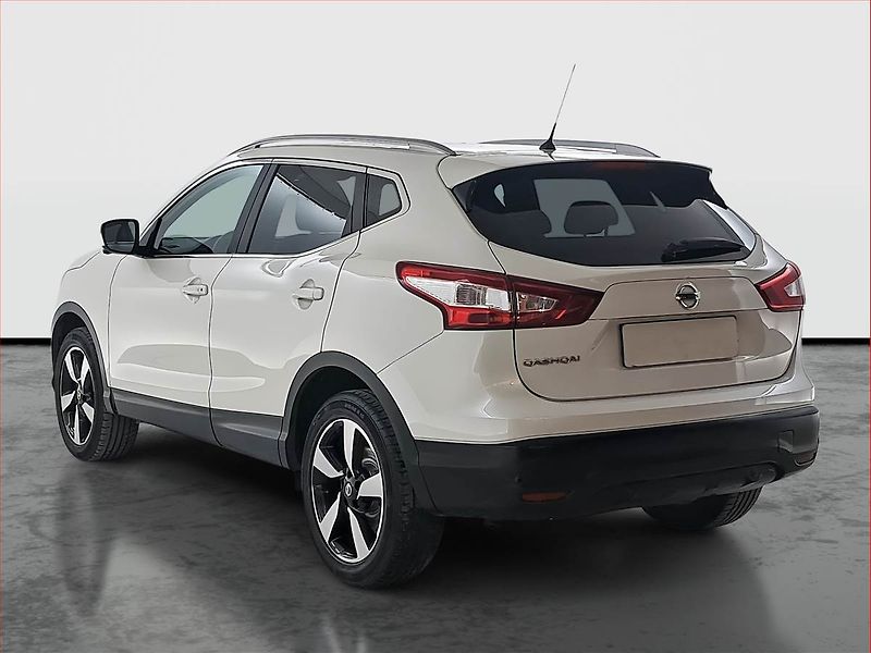 Nissan Qashqai (2017) 1.2 DIG-T, Kůže, Navi - fotka 4 z 22