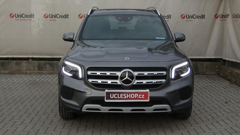 Mercedes-Benz GLB 200d 4MATIC - fotka 2 z 24